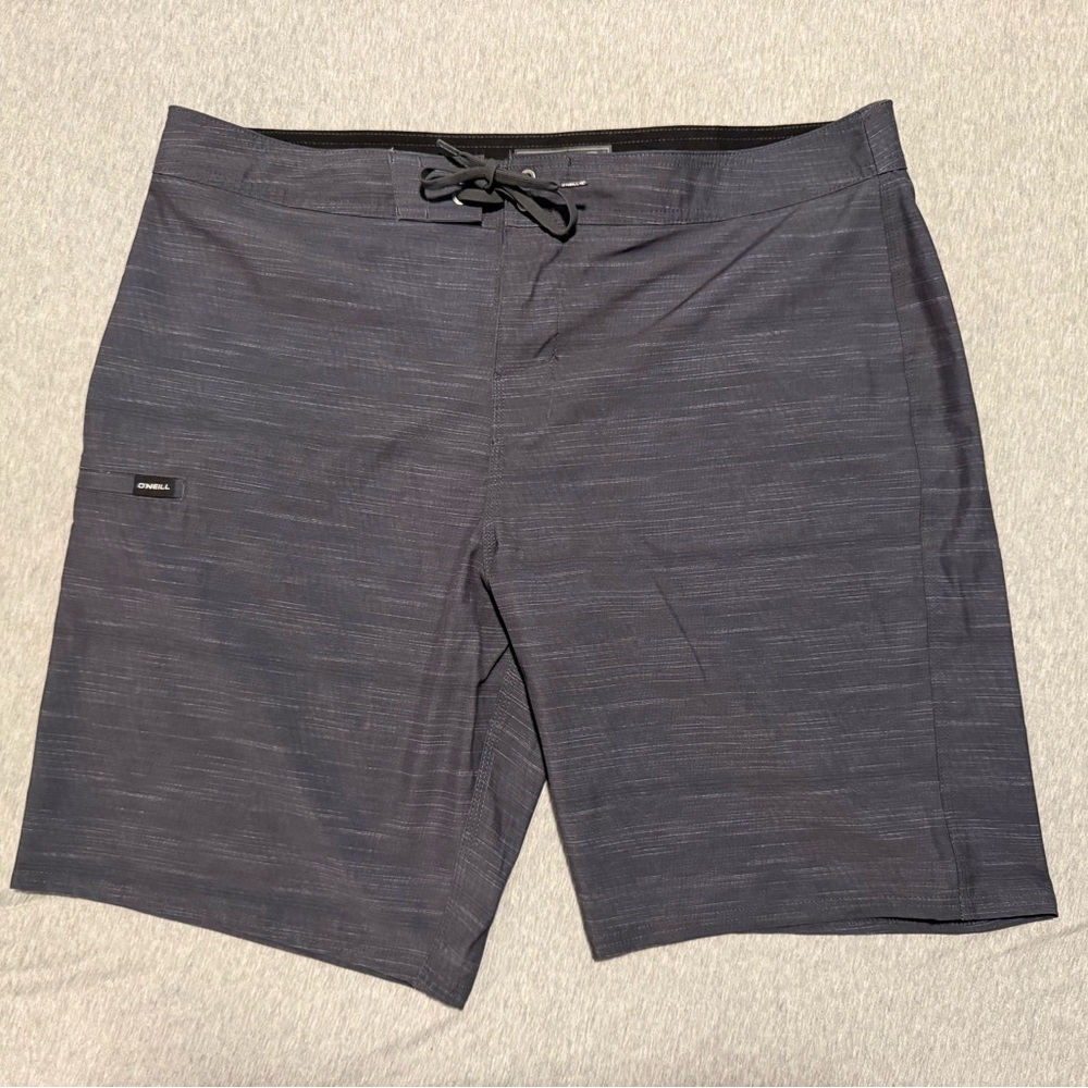 O’Neill Men's Gray Swim Shorts Size 38 NWOT